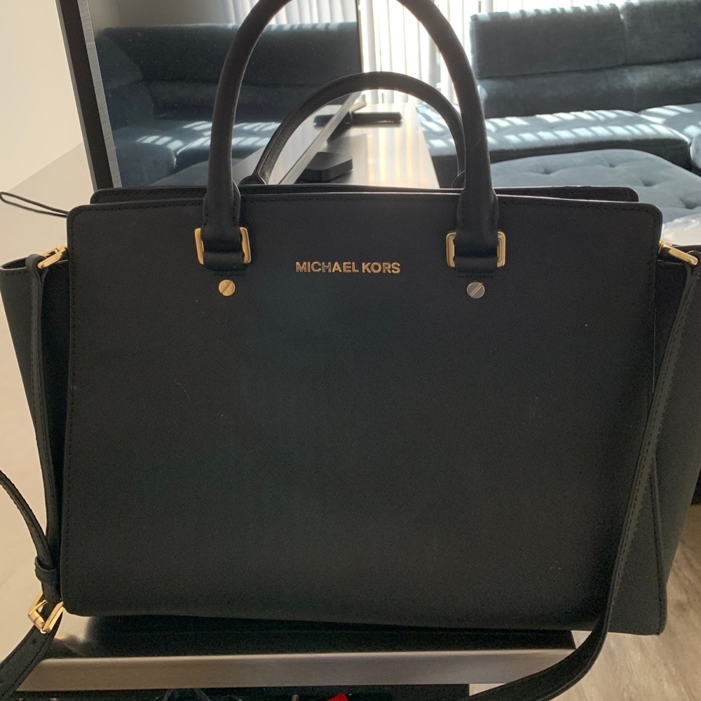 Michael Kors black Selma bag